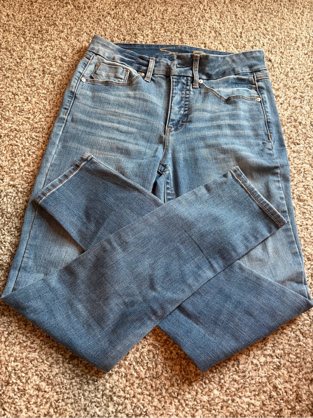 Seven7 light wash Slim Straight Jeans